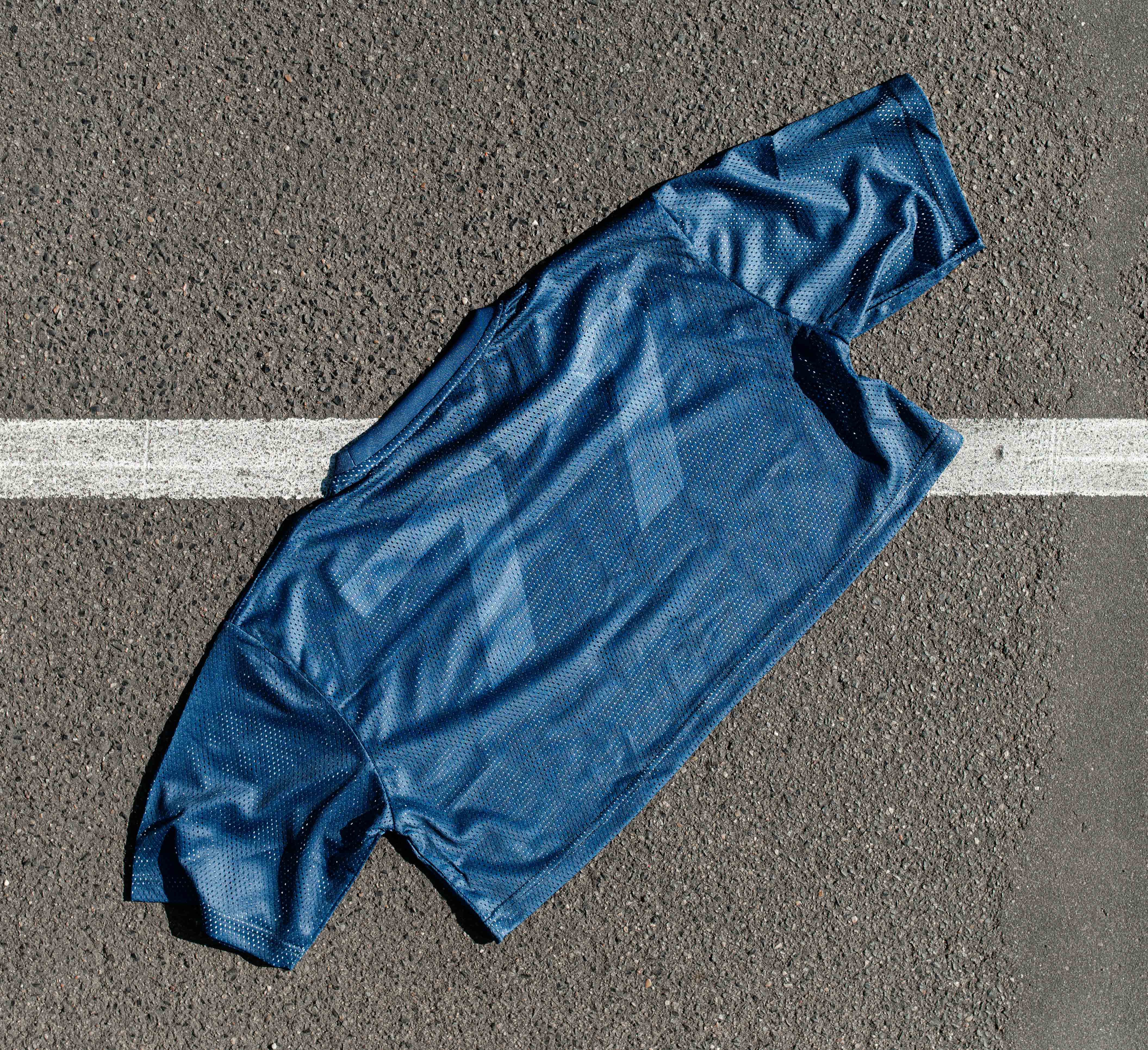 Navy 77 Dtachit Crop