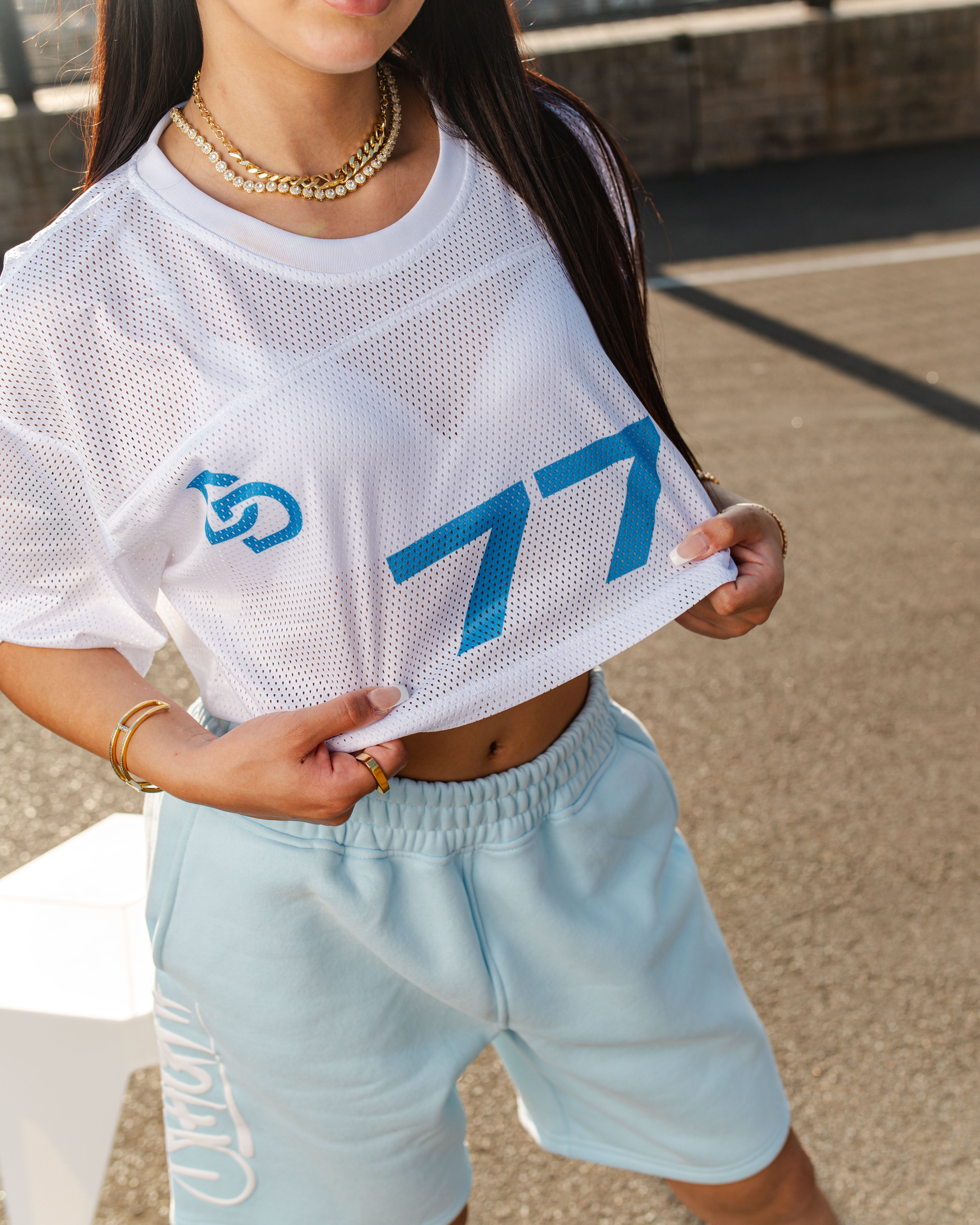 White 77 Dtachit Crop