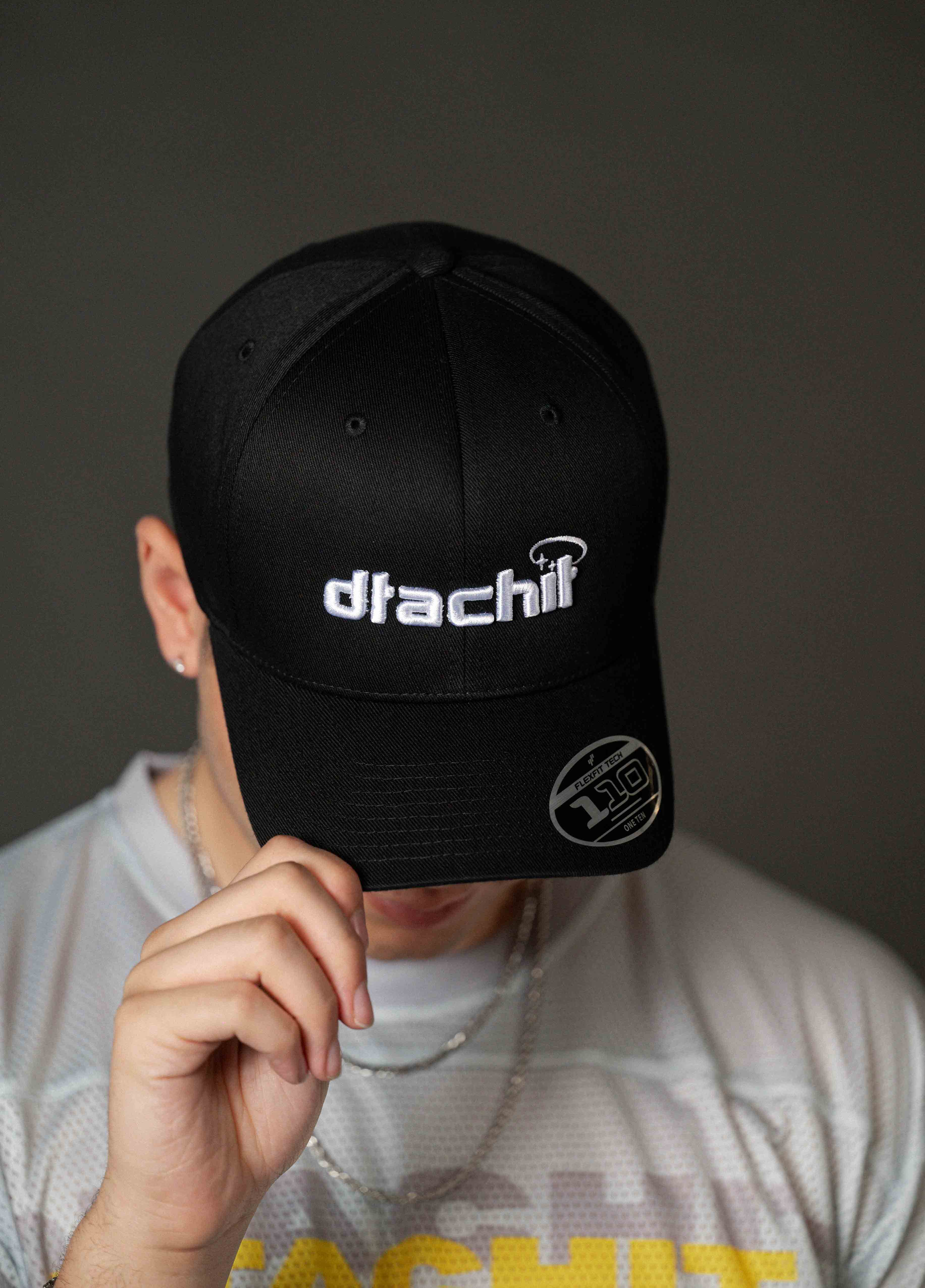Dtachit Black Cap